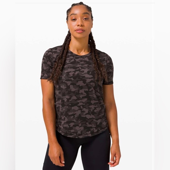 lululemon athletica Tops - Lululemon Long Distance Short Sleeve